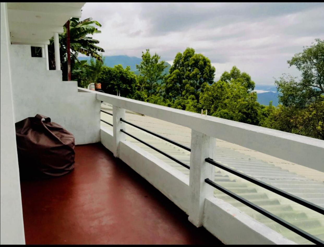 Minthu Homestay Ella Extérieur photo