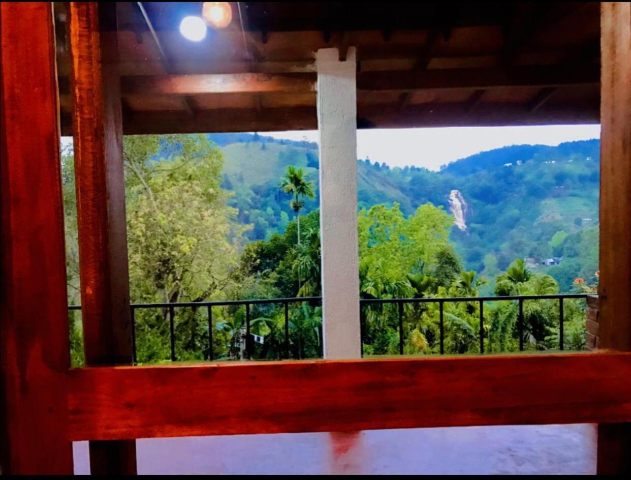 Minthu Homestay Ella Extérieur photo