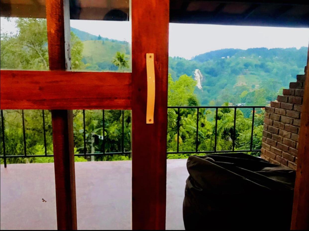 Minthu Homestay Ella Extérieur photo