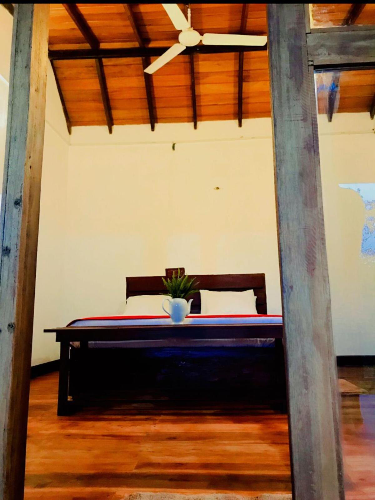 Minthu Homestay Ella Extérieur photo